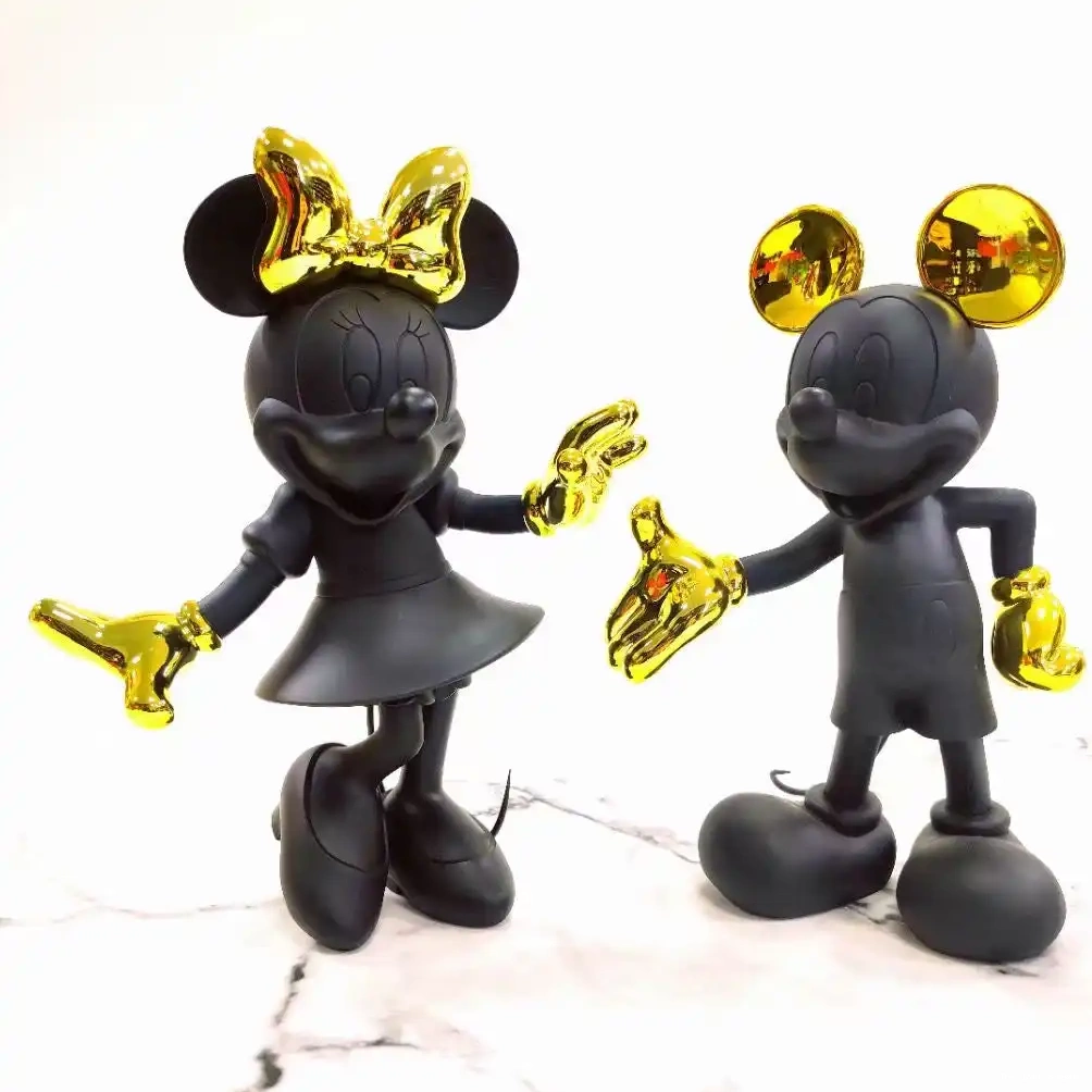 MINNIE MOUSE FIGURE 0506